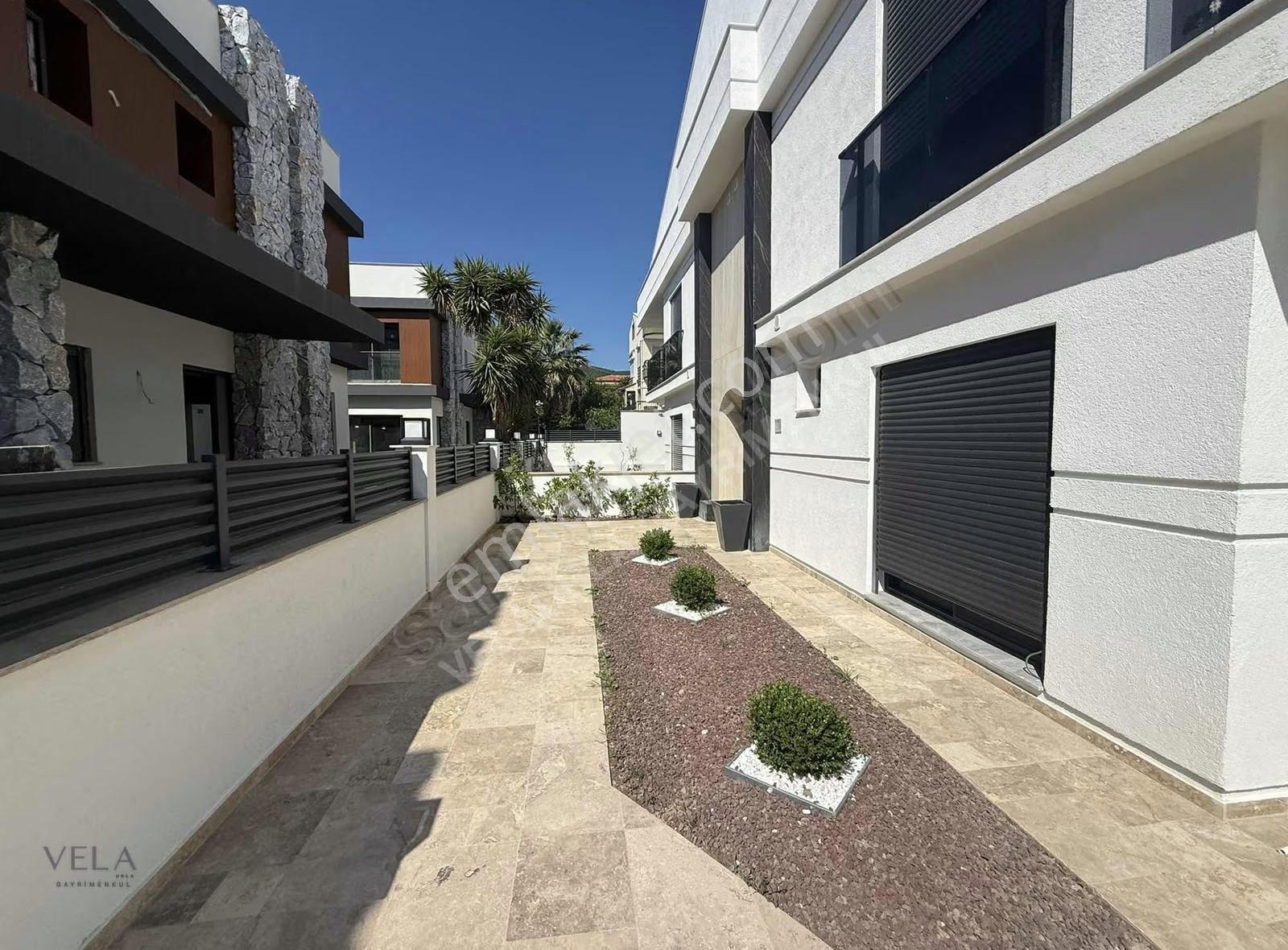 Urla Güvendik'te Satılık Sıfır 3+1 Dubleks Daire - Denize Yakın - Görsel 6
