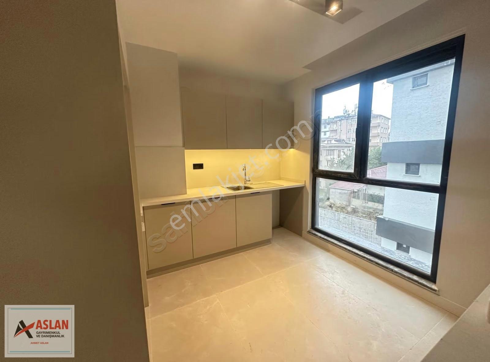 Üsküdar Çengelköyde Site İçinde Kiralık 2+1 Otoparklı - Görsel 18