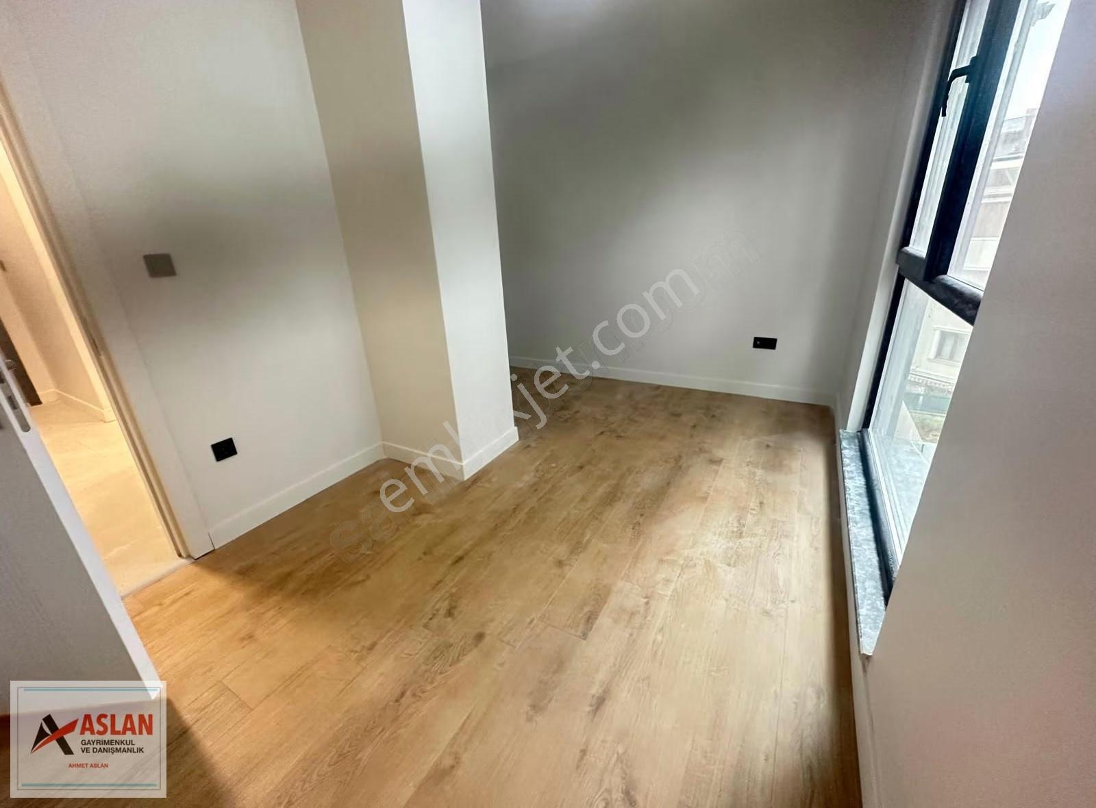 Üsküdar Çengelköyde Site İçinde Kiralık 2+1 Otoparklı - Görsel 19