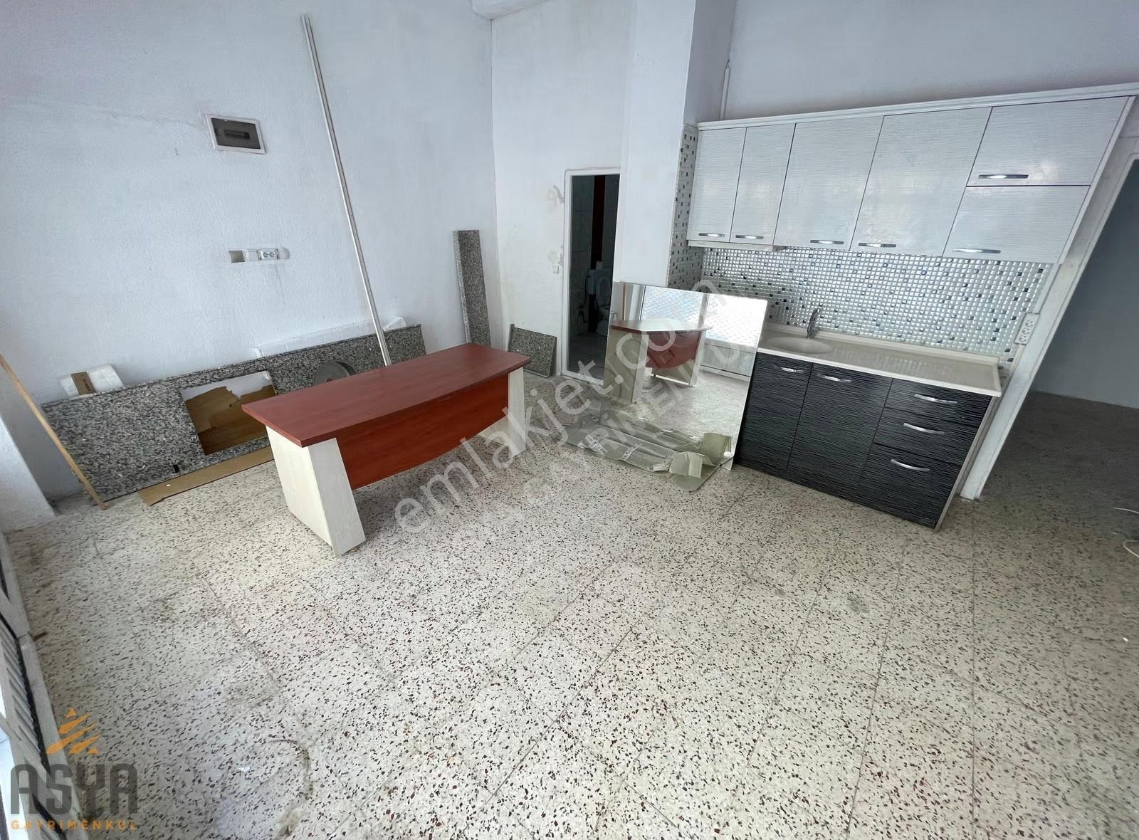Kadın Doğum Hastanesi Yanında -kiralık Dükkan **** - Görsel 4