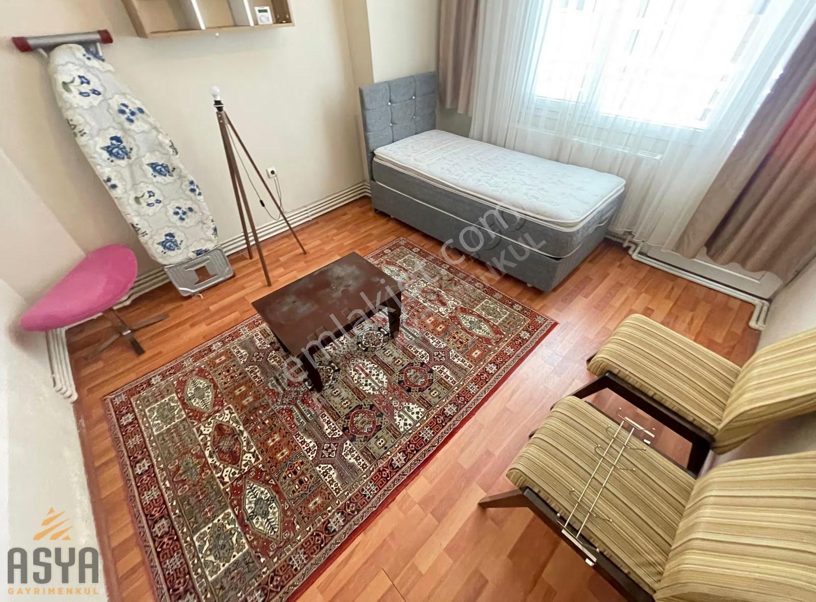 Aile Apartmanında/full Eşyalı/klimalı/k.mutfaklı Emsalsiz 1+1*** - Görsel 4