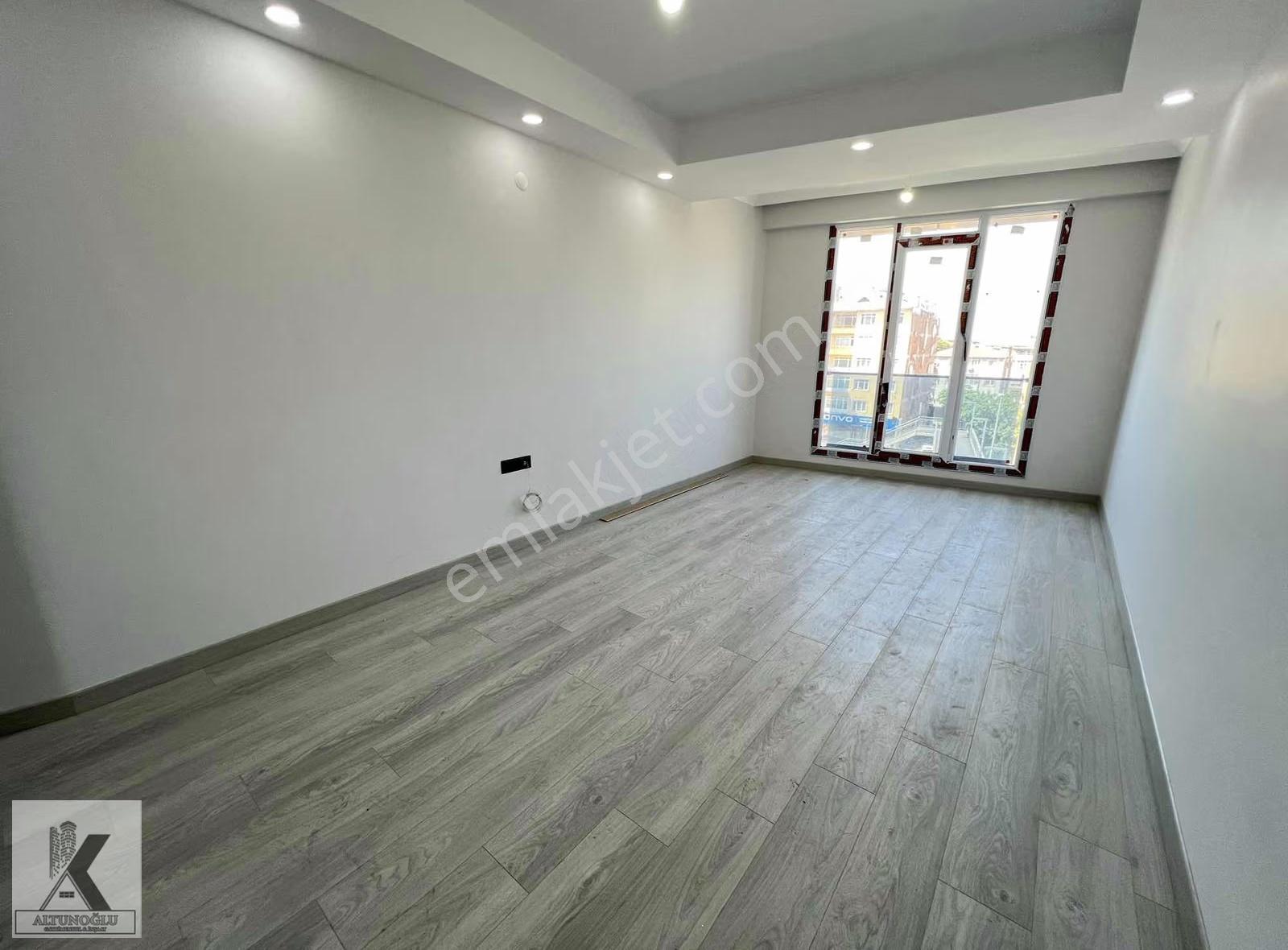 Altunoğlu"ndan E-5 Metrobüse 2 Dakika Sıfır 2+1 95m2 Ara Kat - Görsel 30