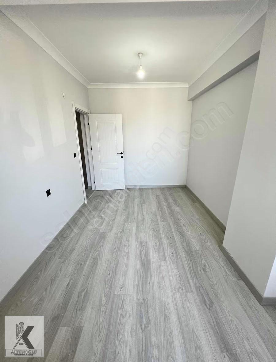 Altunoğlu"ndan E-5 Metrobüse 2 Dakika Sıfır 2+1 95m2 Ara Kat - Görsel 10