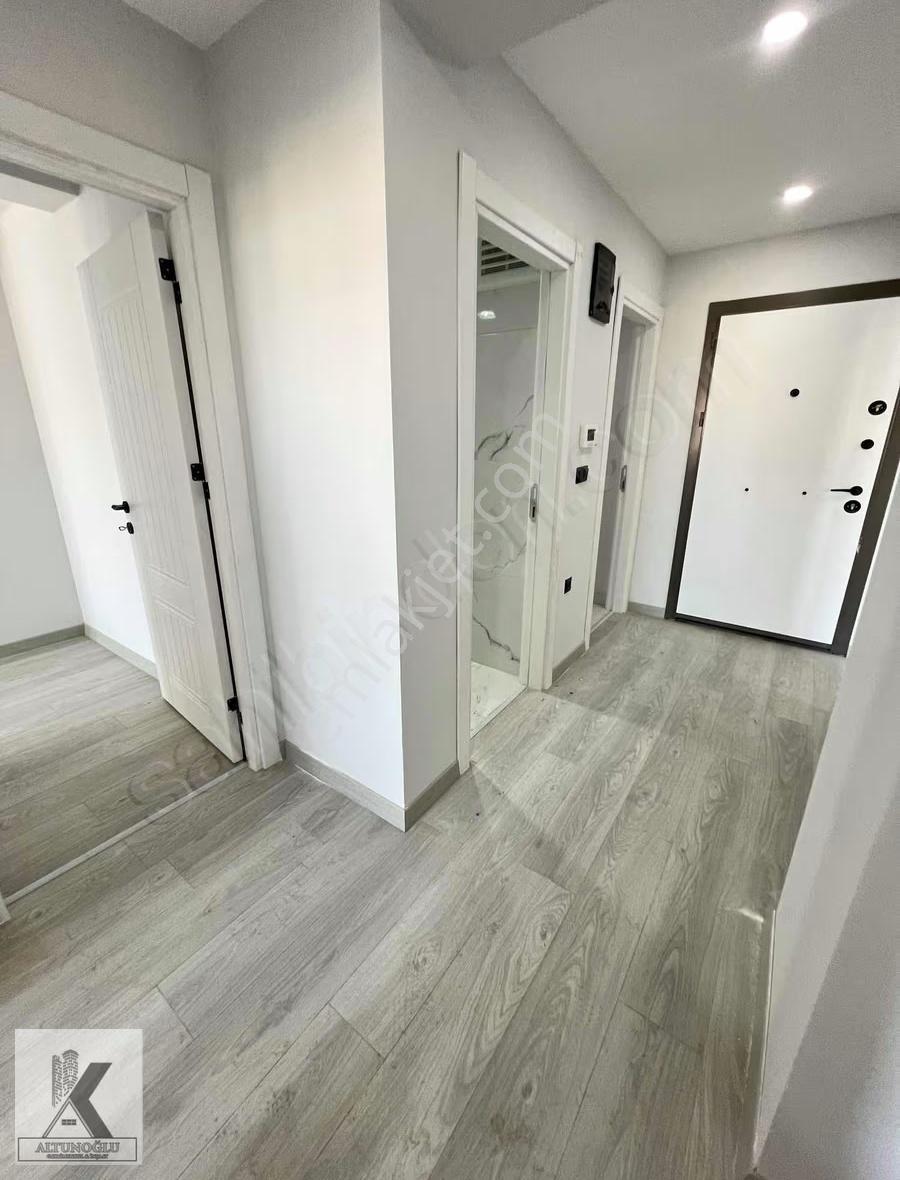 Altunoğlu"ndan E-5 Metrobüse 2 Dakika Sıfır 2+1 95m2 Ara Kat - Görsel 18