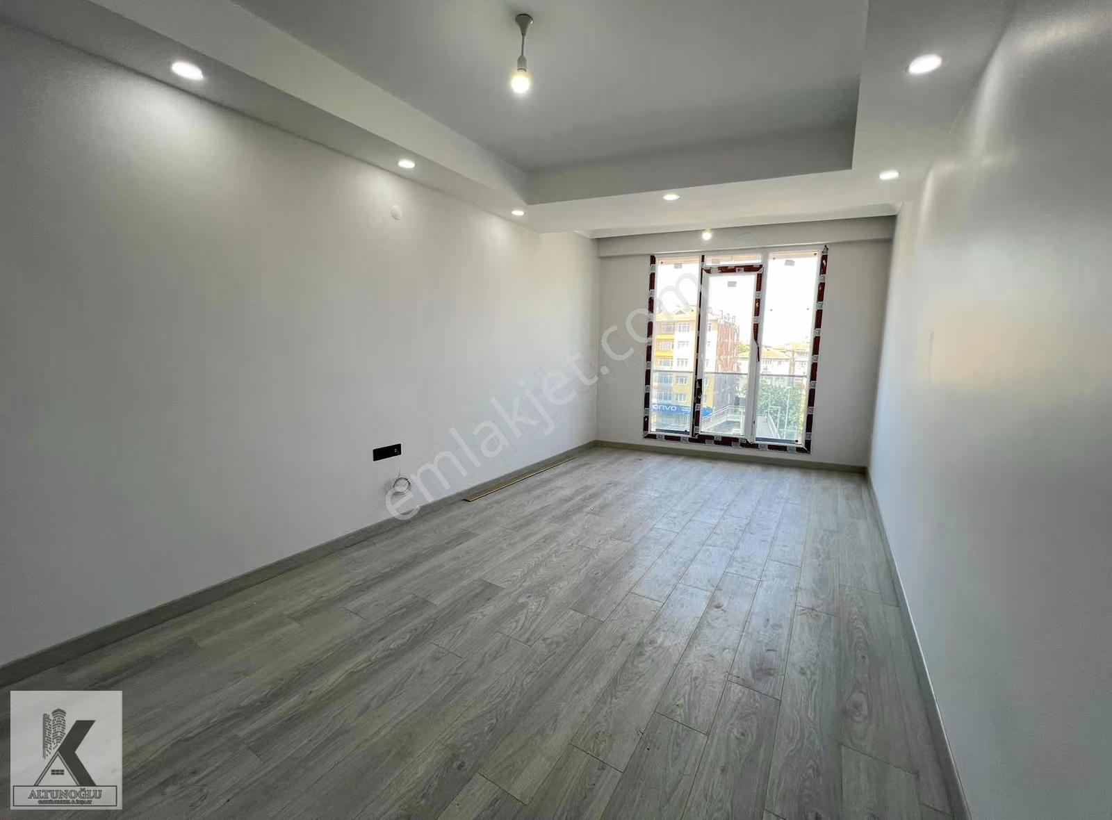 Altunoğlu"ndan E-5 Metrobüse 2 Dakika Sıfır 2+1 95m2 Ara Kat - Görsel 33