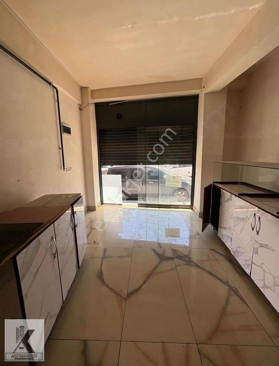 Altunoğlu"ndan Cadde Üzerinde Yeni Bina 75m2 Depolu Dükkan - Görsel 7