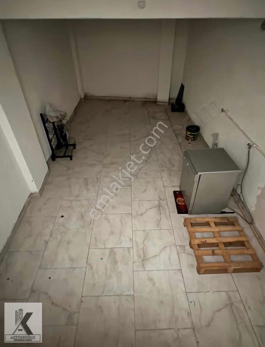 Altunoğlu"ndan Cadde Üzerinde Yeni Bina 75m2 Depolu Dükkan - Görsel 8