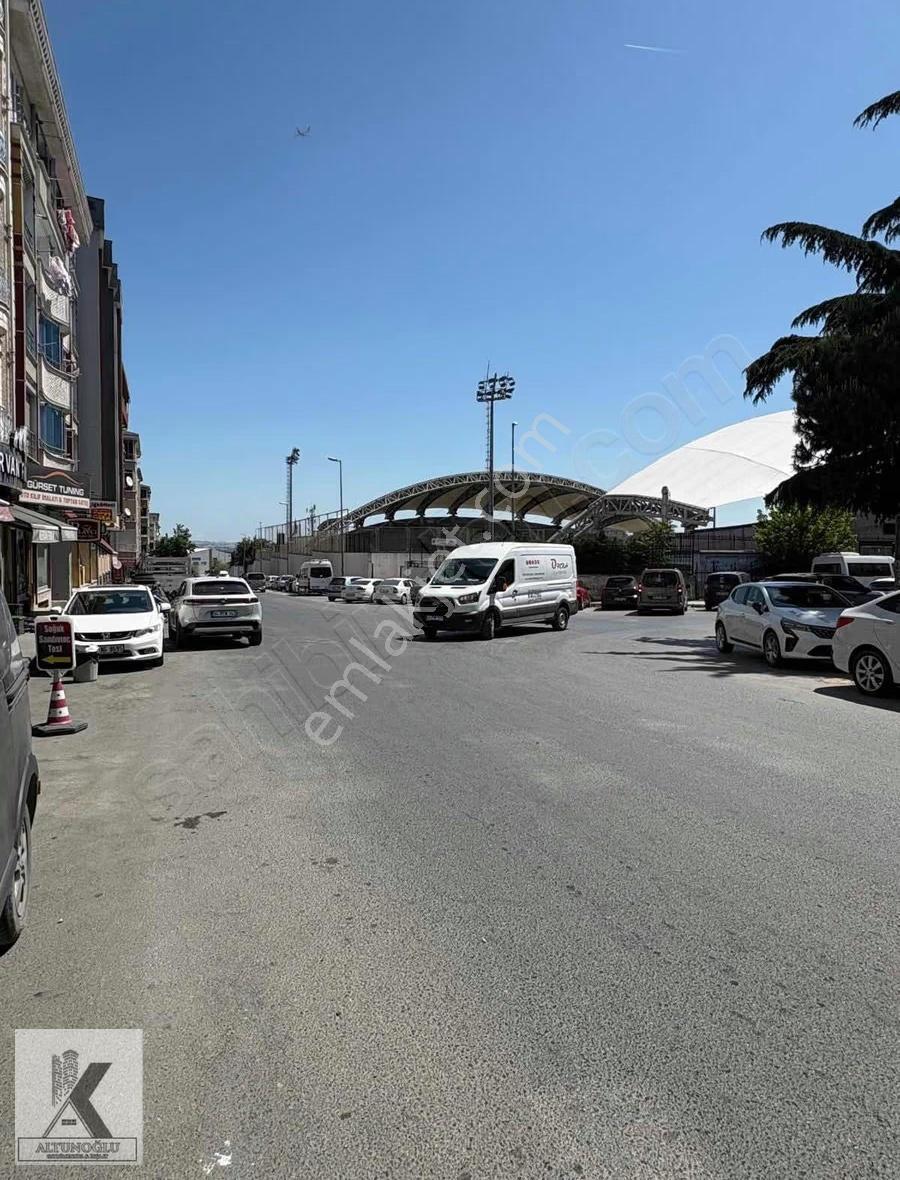 Altunoğlu"ndan Cadde Üzerinde Yeni Bina 75m2 Depolu Dükkan - Görsel 10
