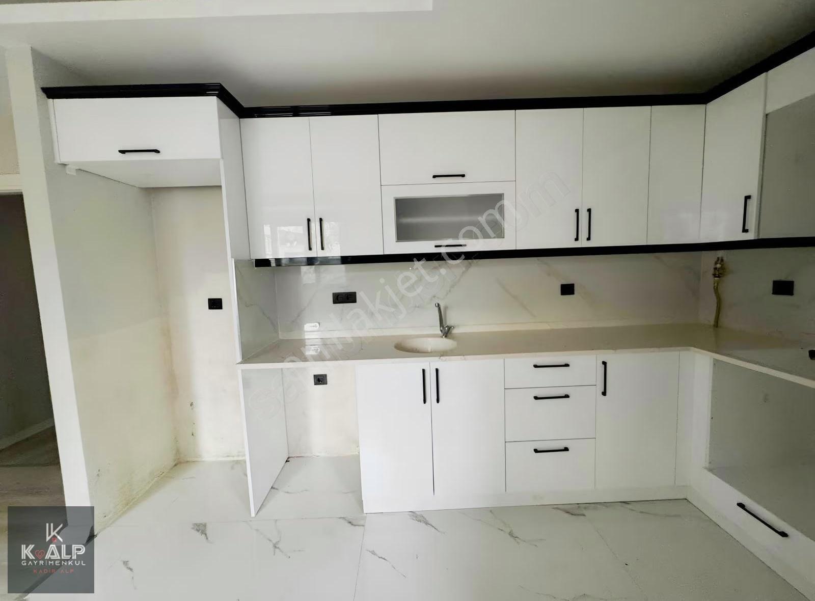 Sungurlu'da Kiralık 2+1 Daire.sıfır Ayarında İyi Konumda - Görsel 7