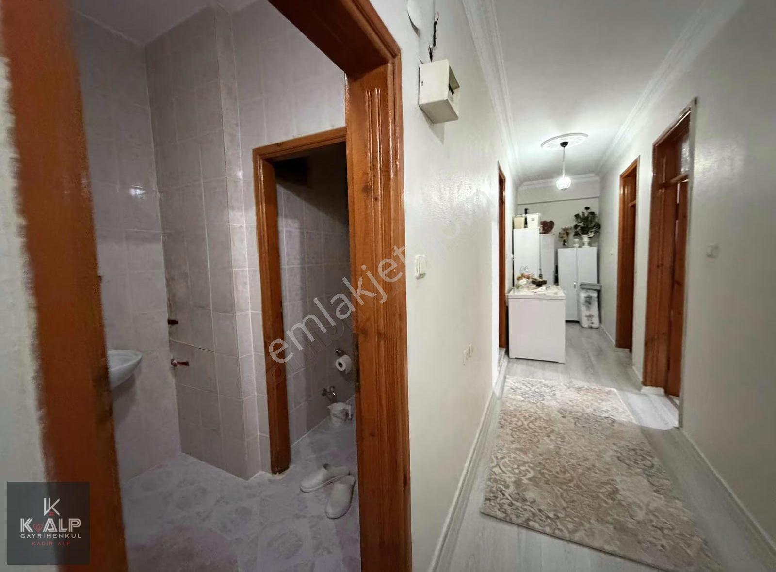 Orta Mahalle Kapalı Pazar Yakınında Satılık 2+1 Daire - Görsel 12