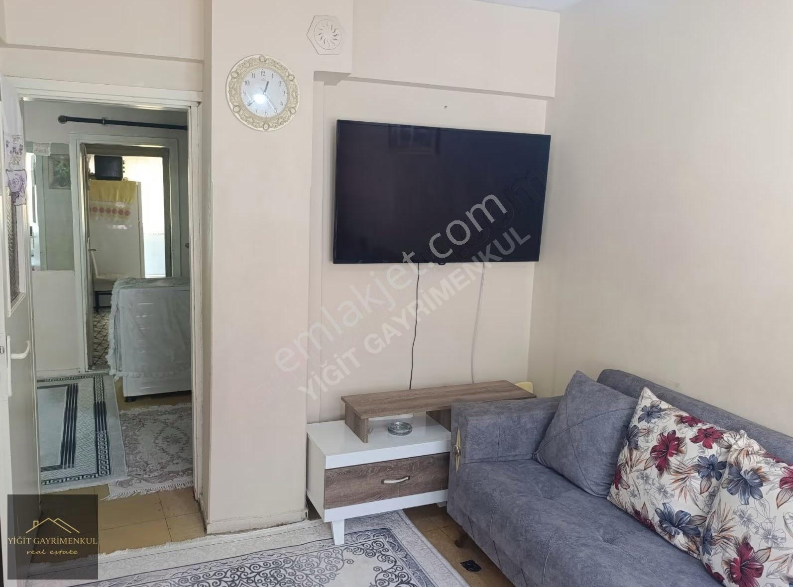 Küçükçekmece Söğütlü Çeşme De 2+1 Satılık - Görsel 11