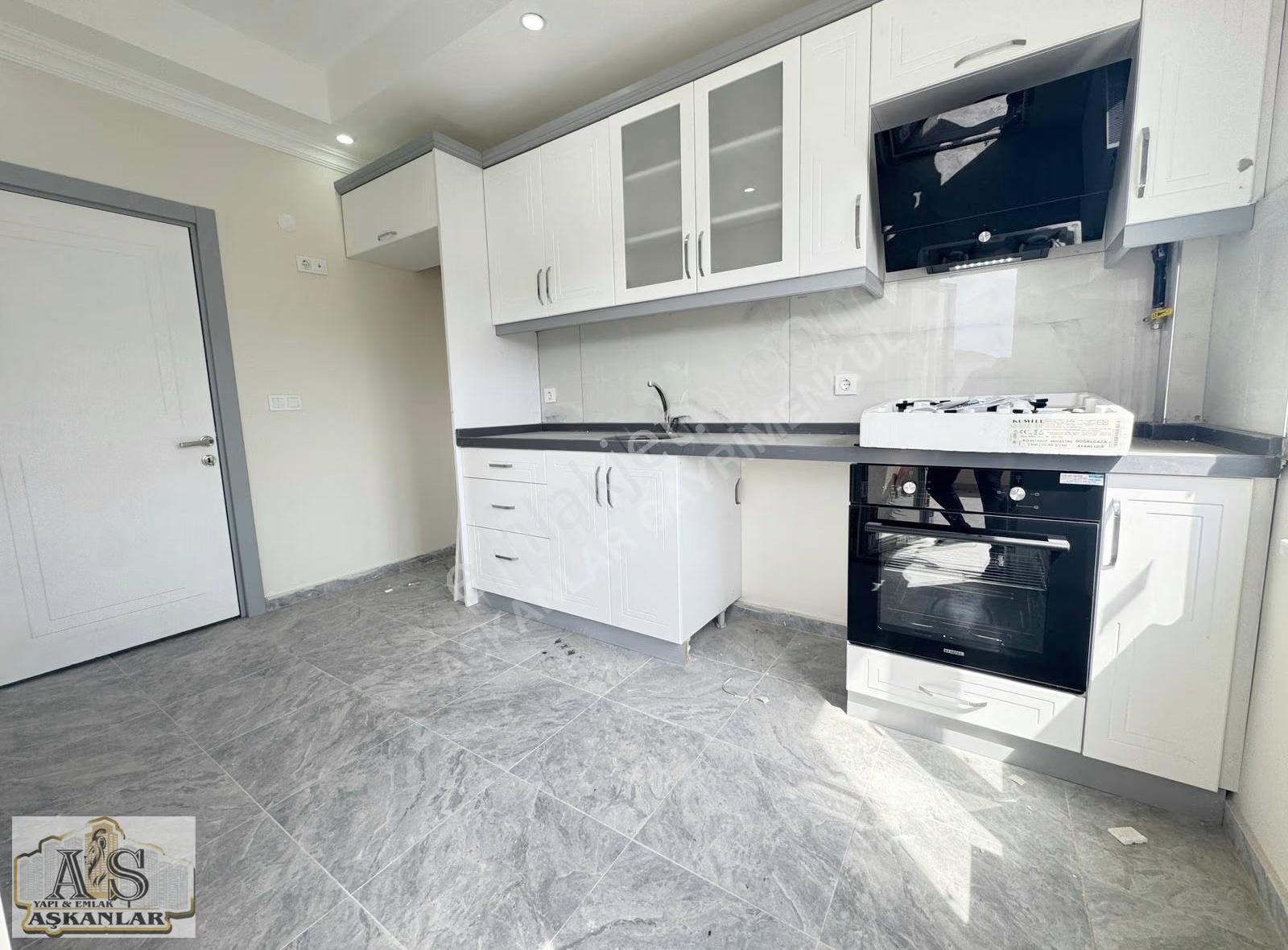 Aşkanlar Yapı'dan 3+1 Sıfır Daire Ön Cephe Ara Kat Merkezi Konum - Görsel 34