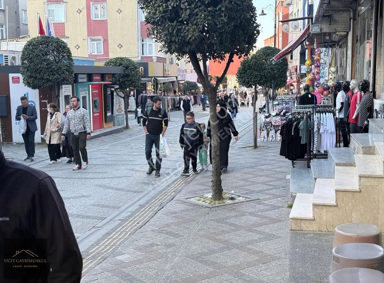 Merkezi Noktada Hazır Kurulu Devren Giyim Mağazası Bağcılar - Görsel 3