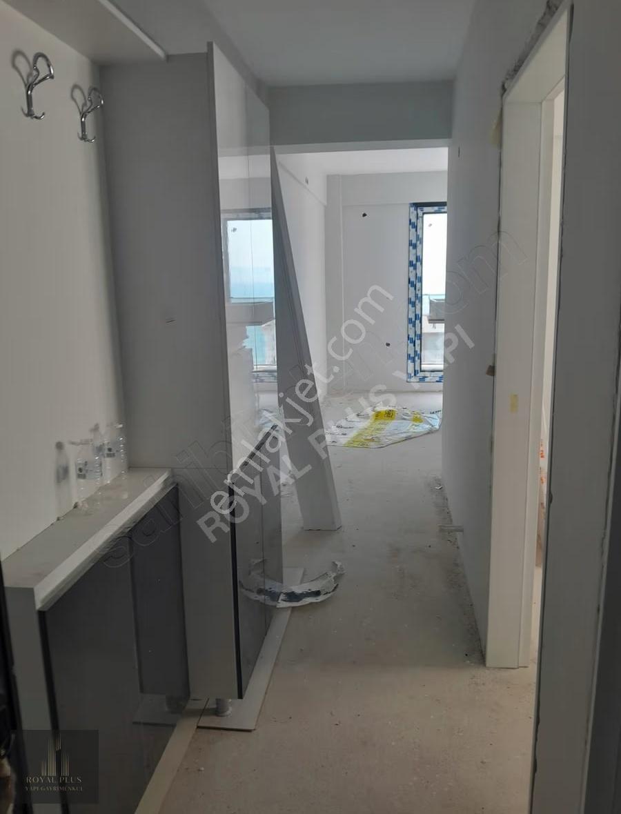 Royal Plustan Hacıömerlide Satılık Deniz Manzaralı 1+1 Daire