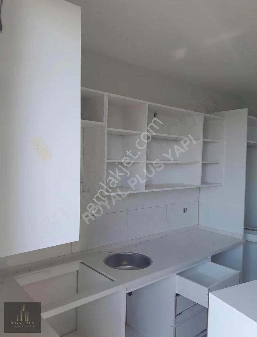 Royal Plustan Hacıömerlide Satılık Deniz Manzaralı 1+1 Daire - Görsel 16