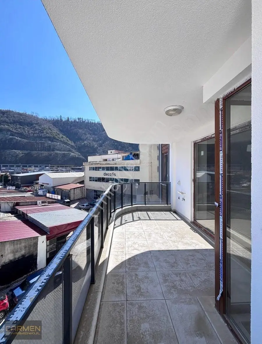 Carmen /gedikkaya Mh. Müstakil Ayarı 3+1 140m2 Deniz Manzaralı