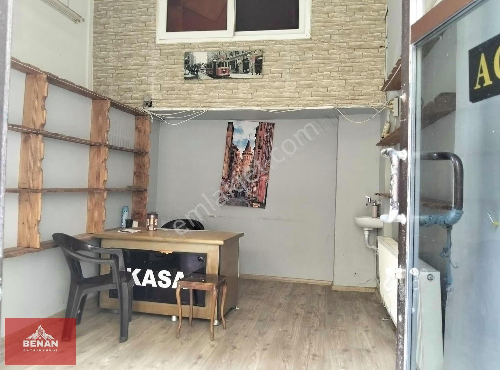 Çınarcık Tam Merkezinde Kiralık Dükkan