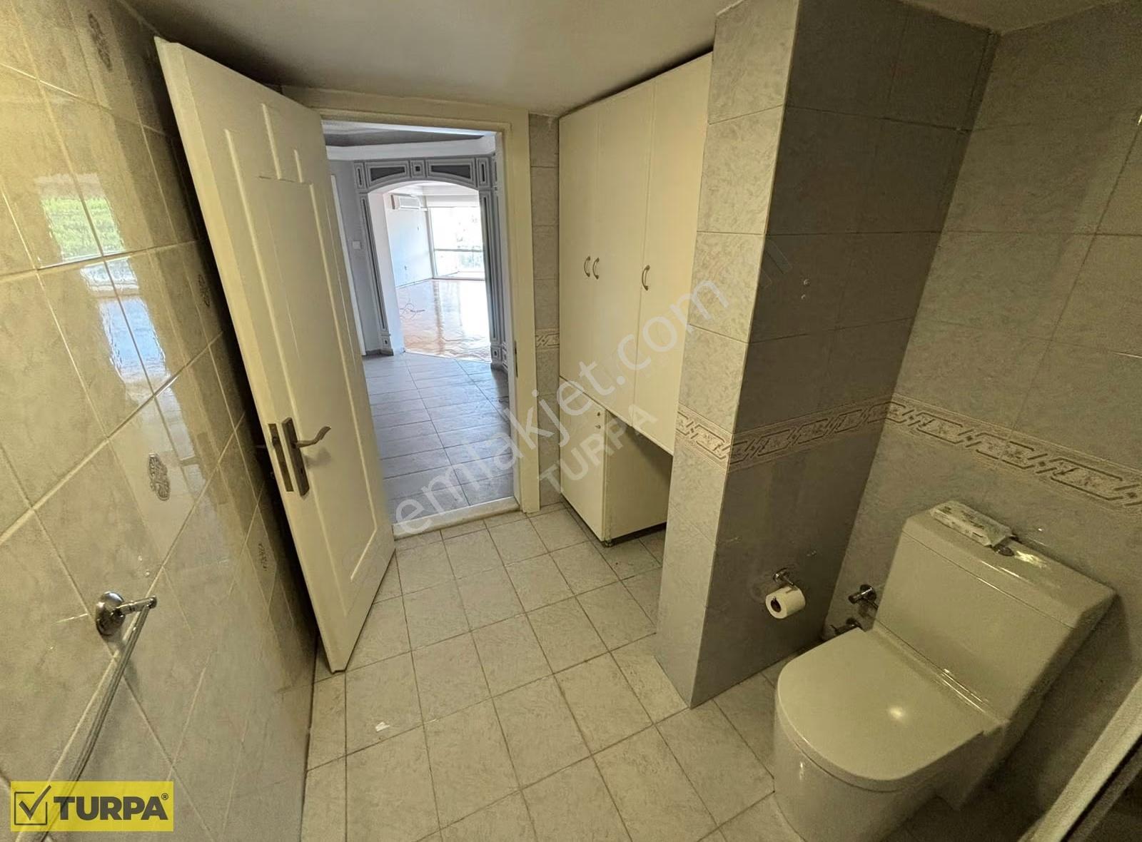 Konak Kültür Mahallesinde 3+1 Kiralık Daire - Görsel 22