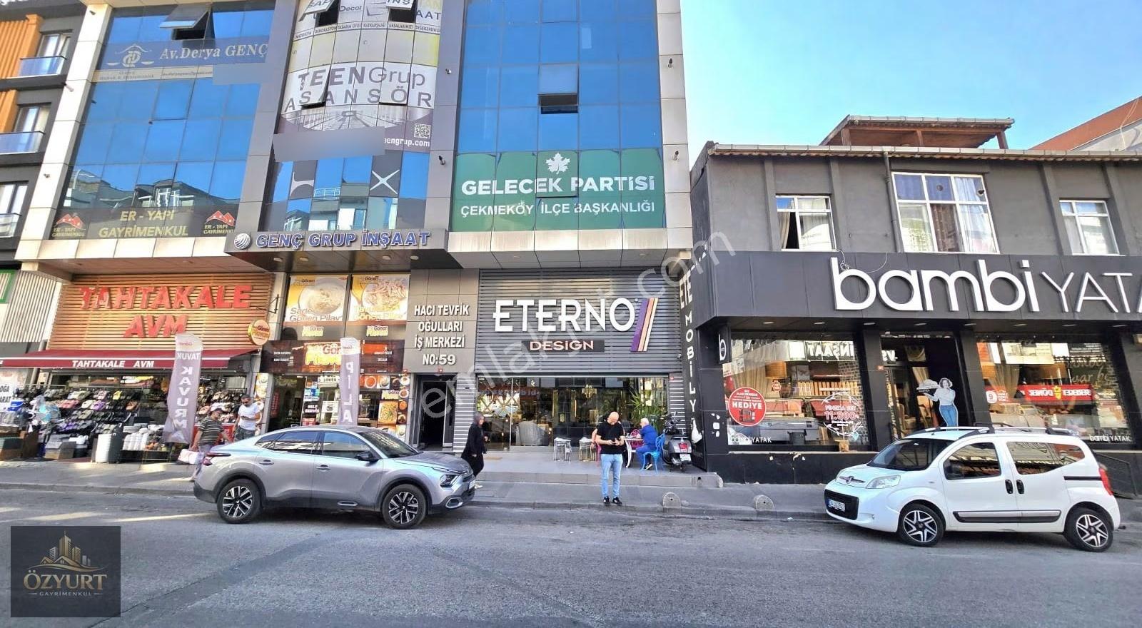 Metroyakın Asansörlü Ofis Kat