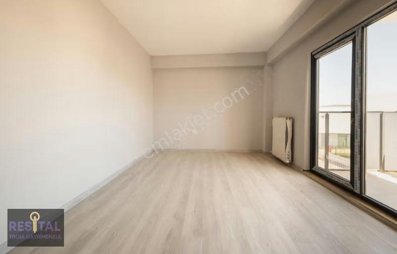 Çınarlıda Kiralık Geniş 5+1 Villa - Görsel 13