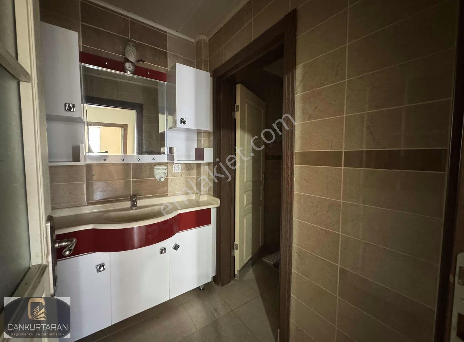 İldemde Merkezi Bölgede İçerisi Yapılı Kiralık Daire - Görsel 3
