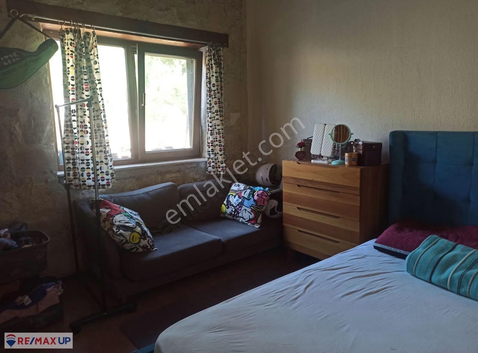 İzmir Karaburun Bozköy'de 2994 M² Arazili, 148 M² Taş Ev - Görsel 22