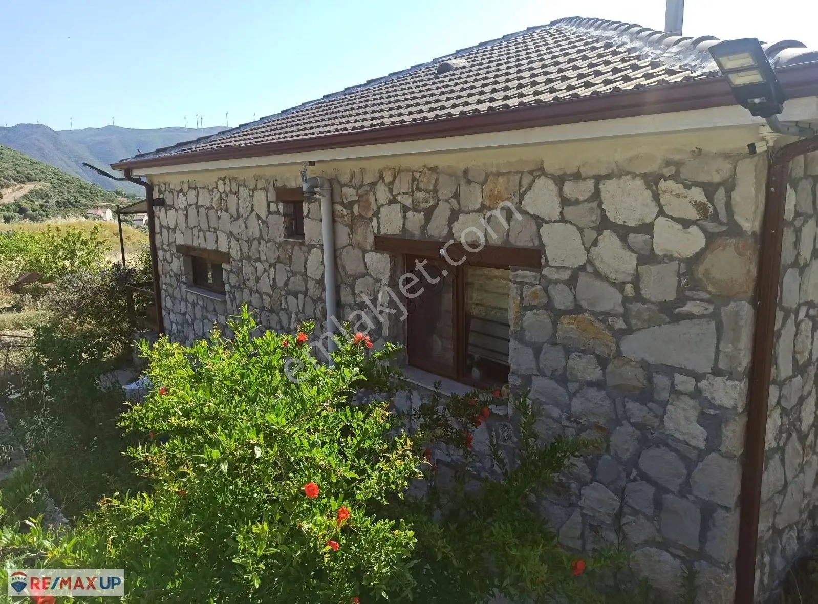İzmir Karaburun Bozköy'de 2994 M² Arazili, 148 M² Taş Ev - Görsel 5