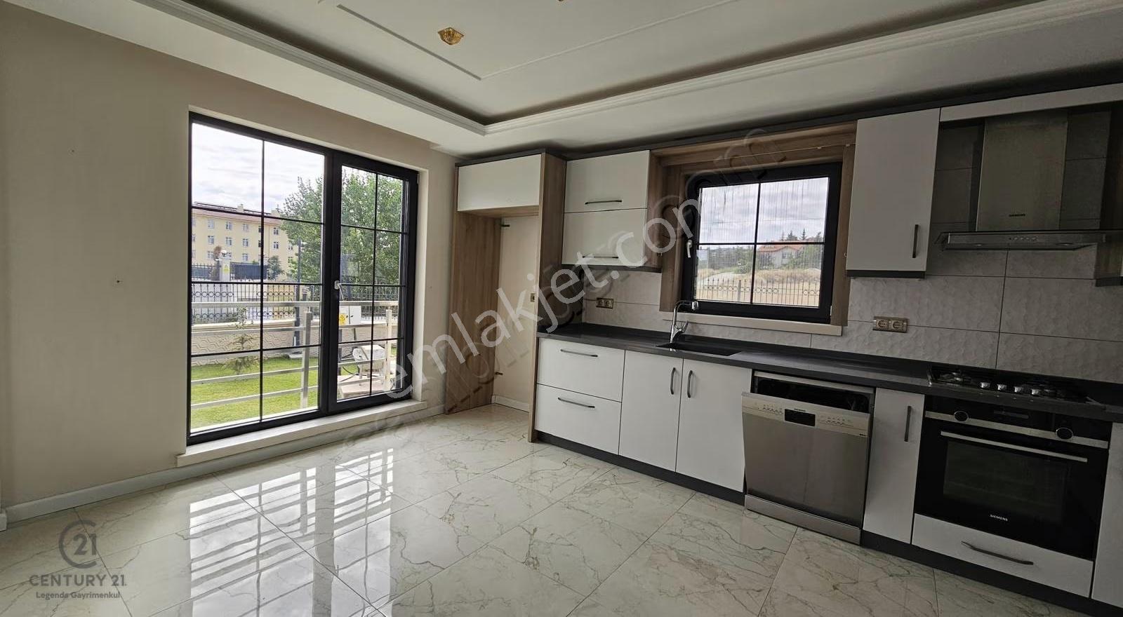 Güzelyalı Mahallesinde Lüks Satılık 5+2 Villa Fırsatı - Görsel 16