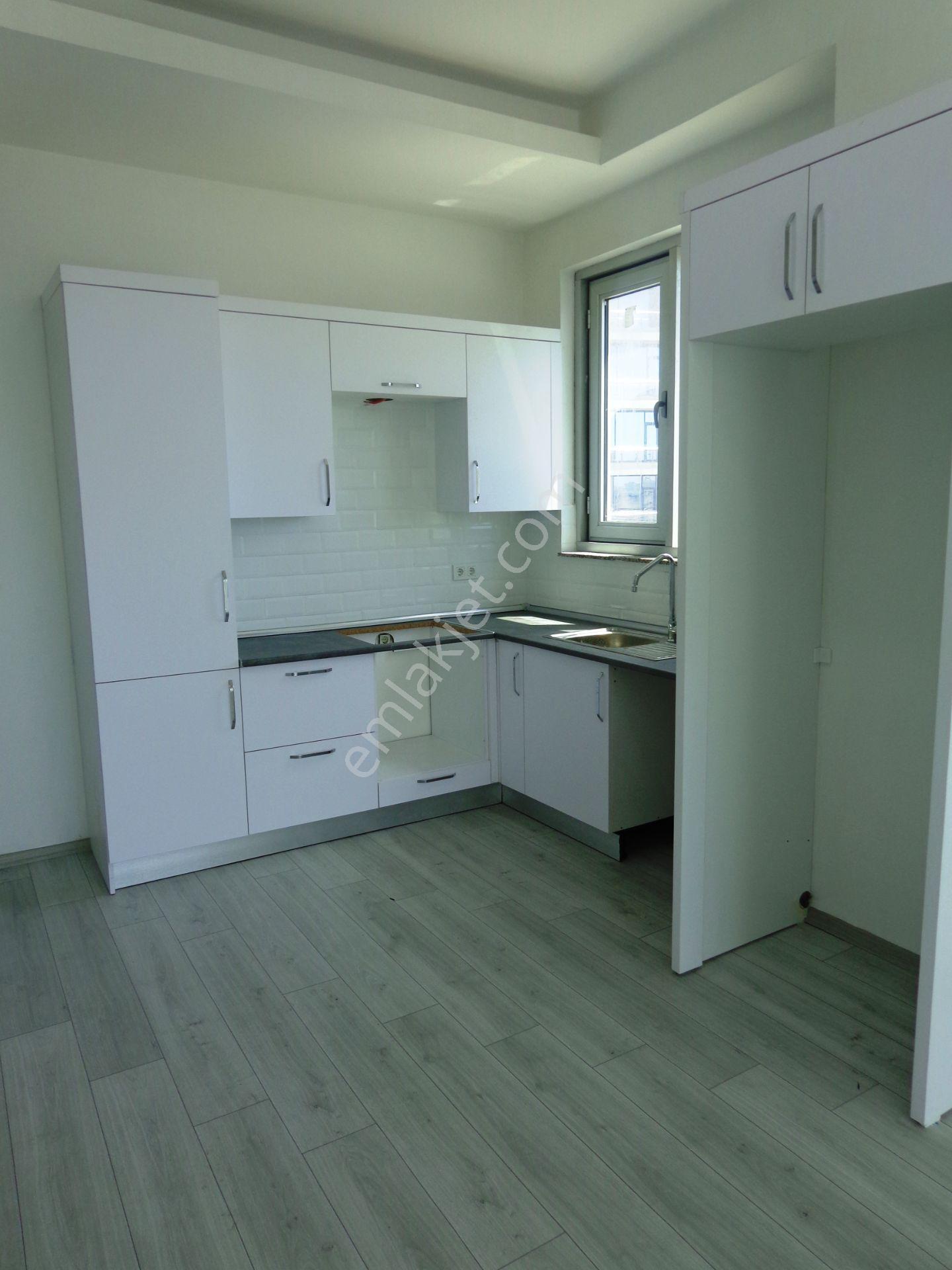 Kartal Golden Tulips 2 Yıllık 70m2 Mutfaklı Wc'li Kiralık İşyeri - Görsel 8