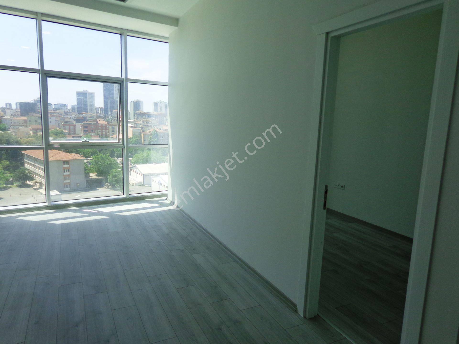 Golden Tulips Kartal'da 6.kat Şehir Manzaralı 1+1 Kiralık Ofis - Görsel 11