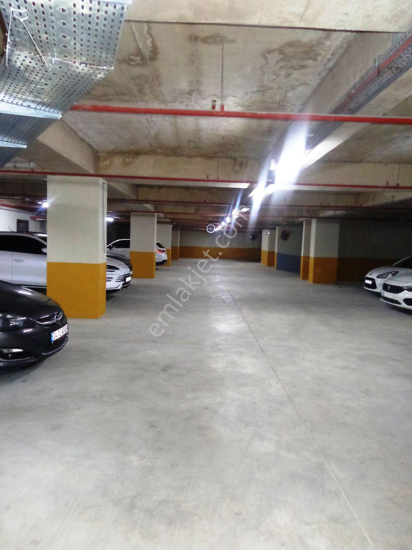 Golden Tulips Kartal'da 6.kat Şehir Manzaralı 1+1 Kiralık Ofis - Görsel 35