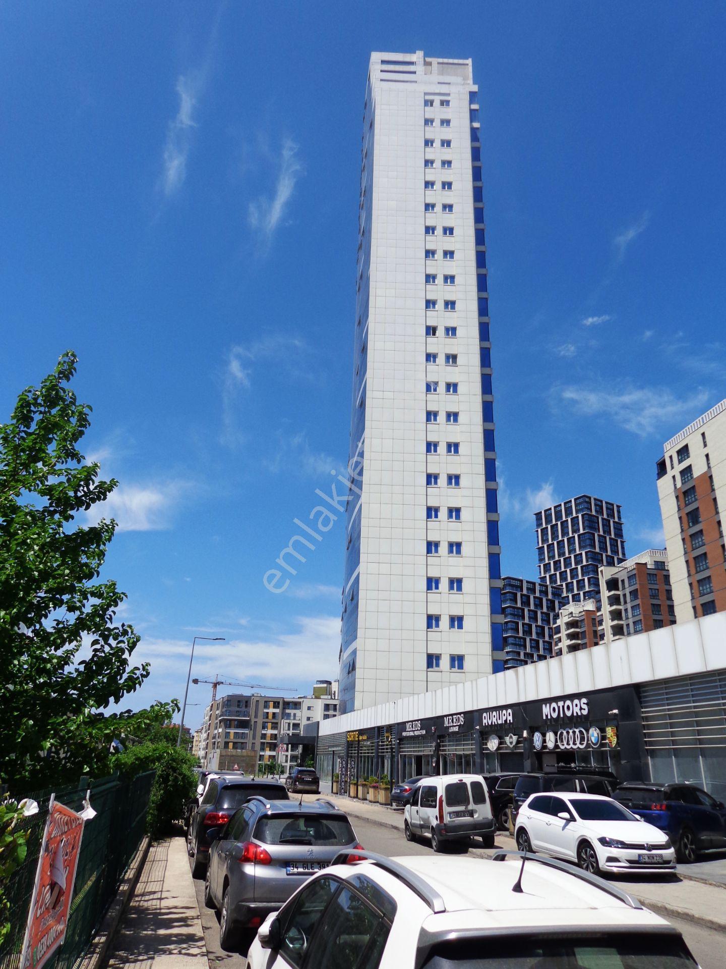 Golden Tulips Kartal'da 6.kat Şehir Manzaralı 1+1 Kiralık Ofis - Görsel 33