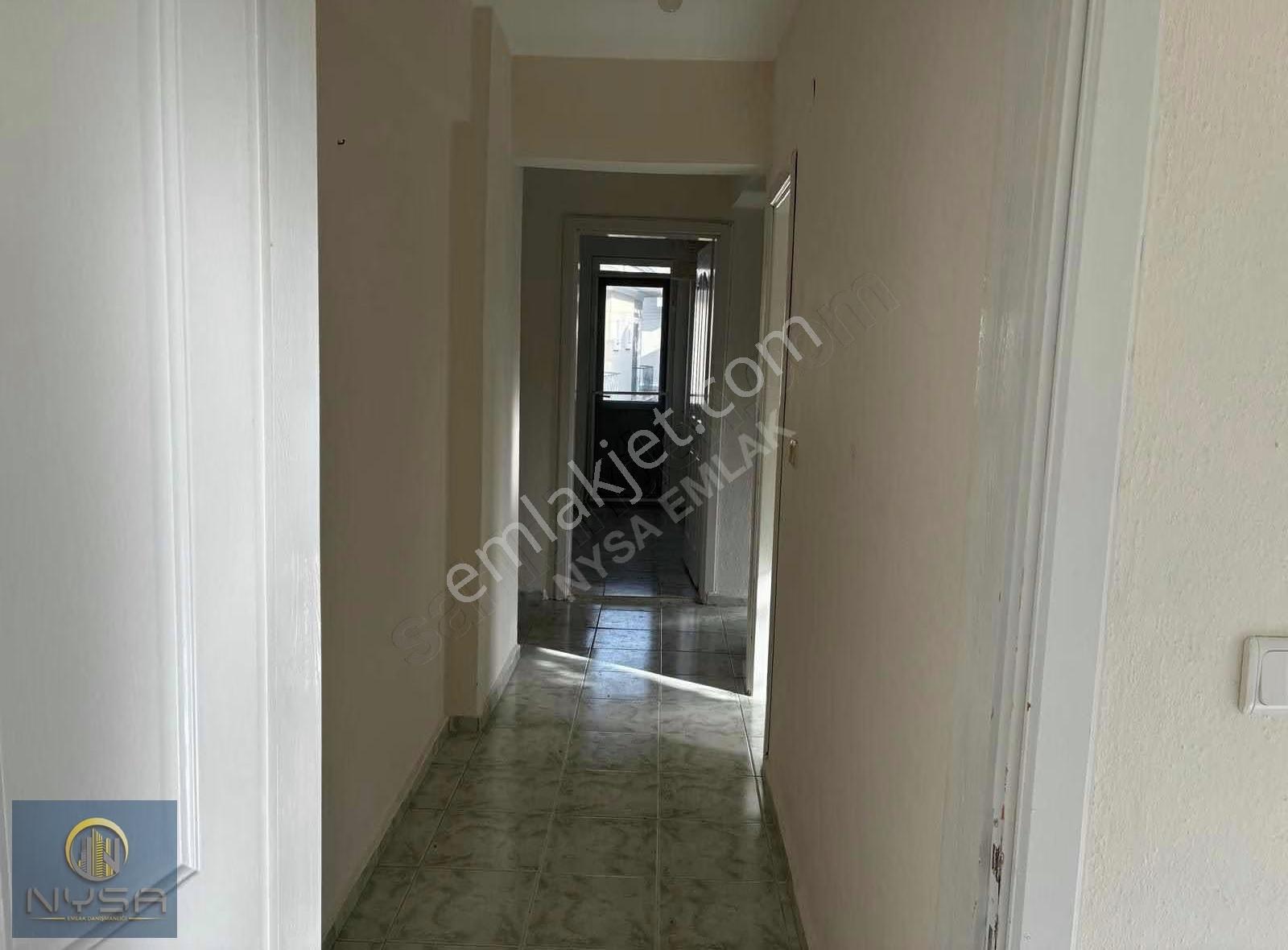 Nysa Emlak'tan Yarıkiralık 2+1 Yarı Müstakil Daire - Görsel 15