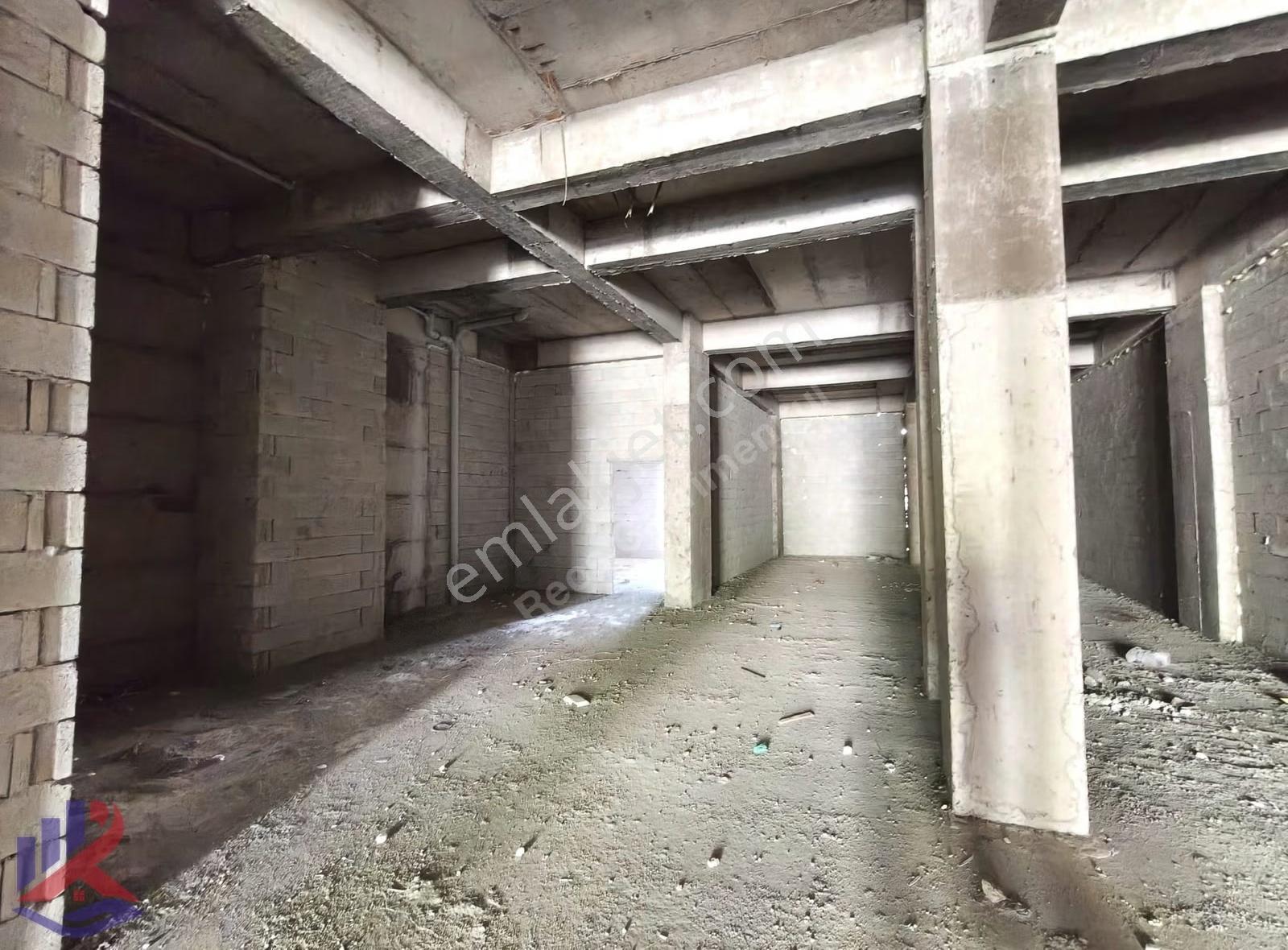Reos'dan Ana Cadde'de Tabela Değeri Yüksek Kiralık Köşe İş Yeri - Görsel 9