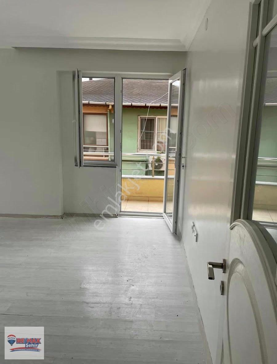 Re/max'dan Yalova Merkez Gop Mah 3 + 1 Satılık Daire - Görsel 13