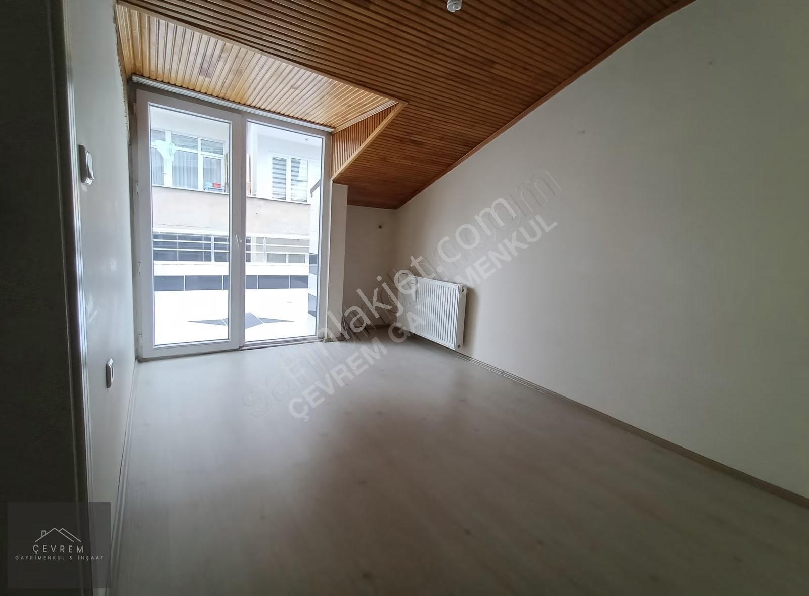 *çevrem* Yeşilova'da Metrobüse Yakın Çift Teraslı 2+1 75m² Daire - Görsel 10