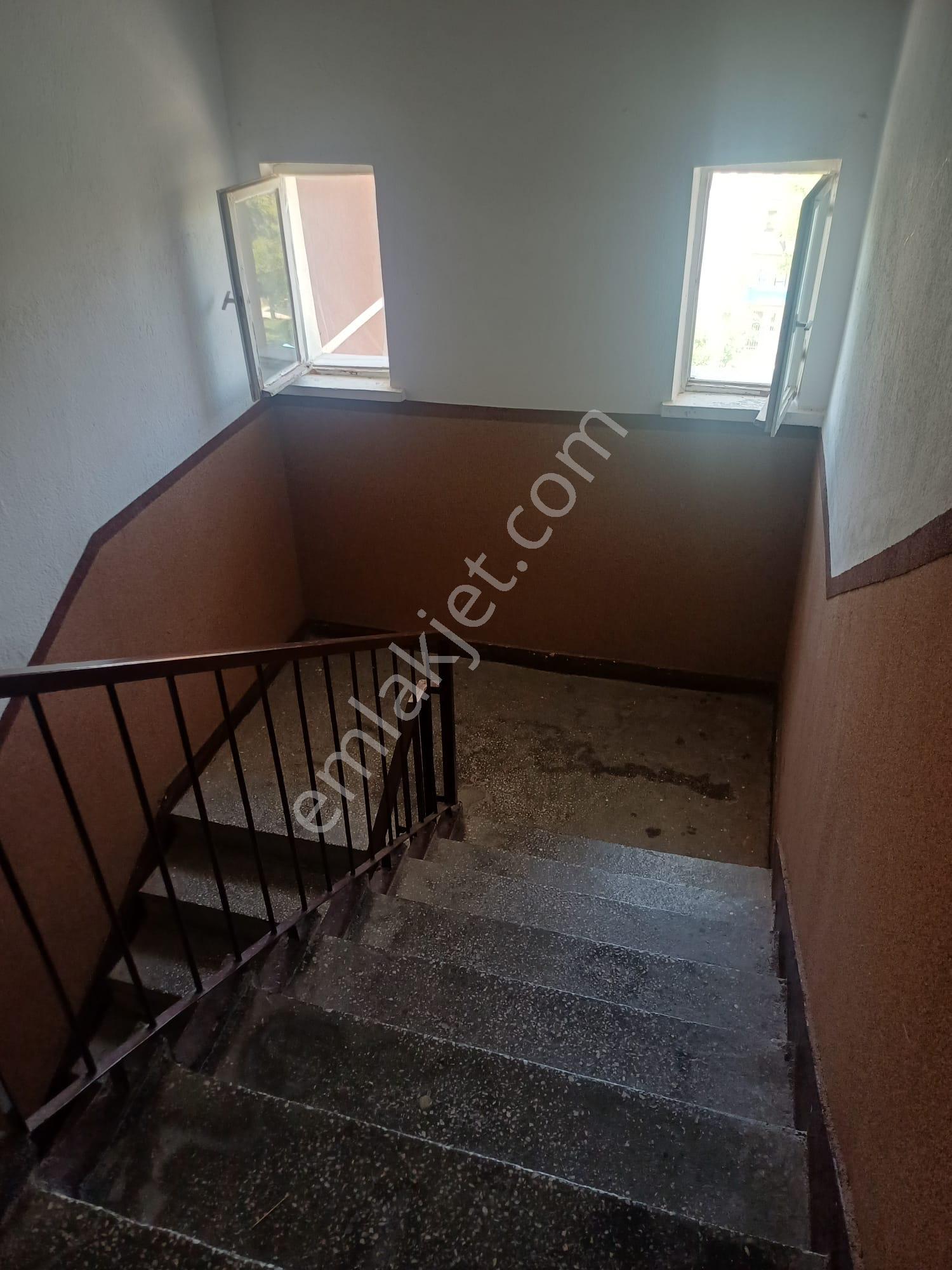 Nev 2000 Evler Cuma Pazarı Yanı 5 Kat 4+1 Kiralıkı Daire - Görsel 5