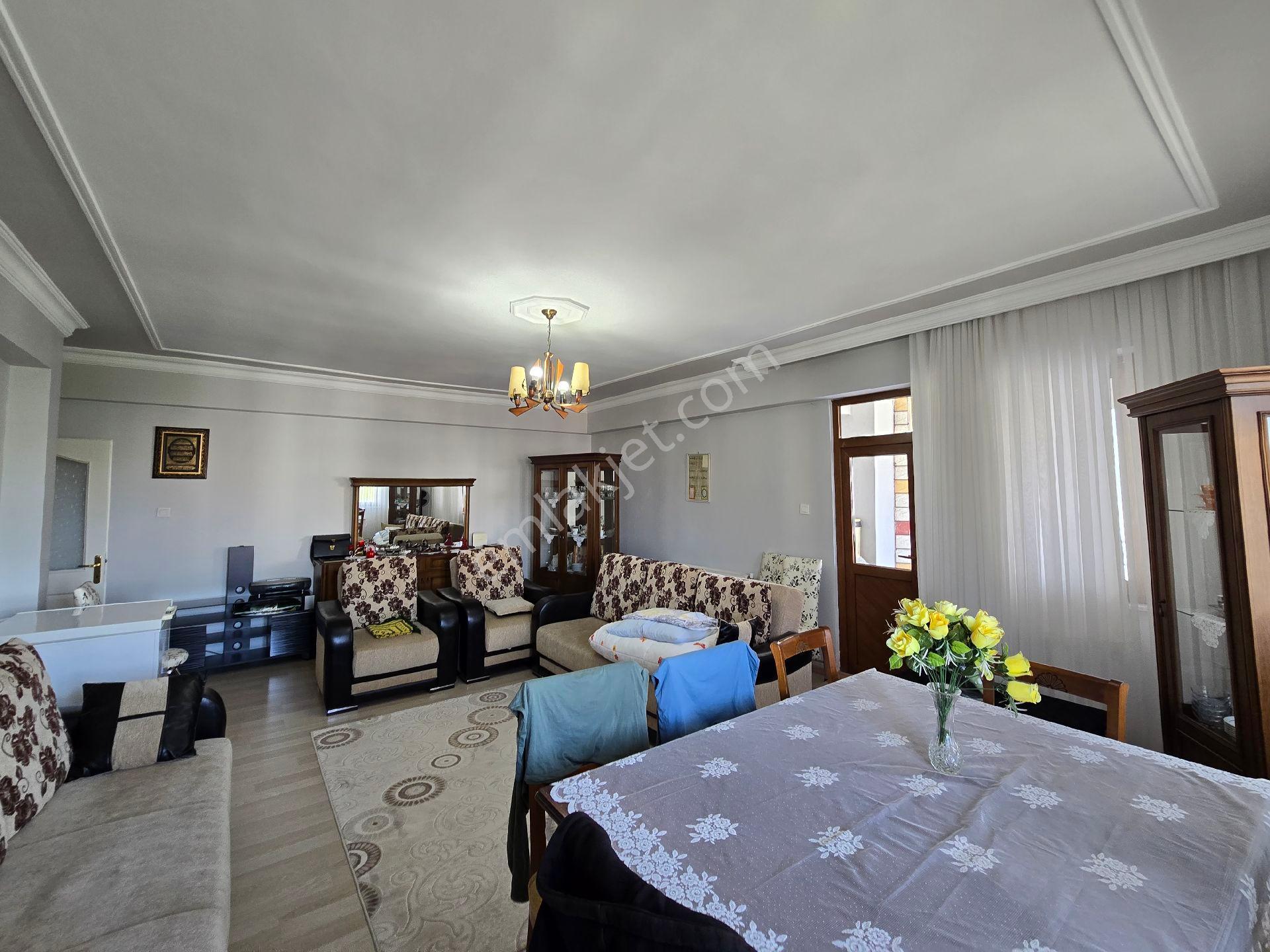 Kayapınar ,diclekent Villaları Karşısı 3+1 Orta Kat Daire - Görsel 17
