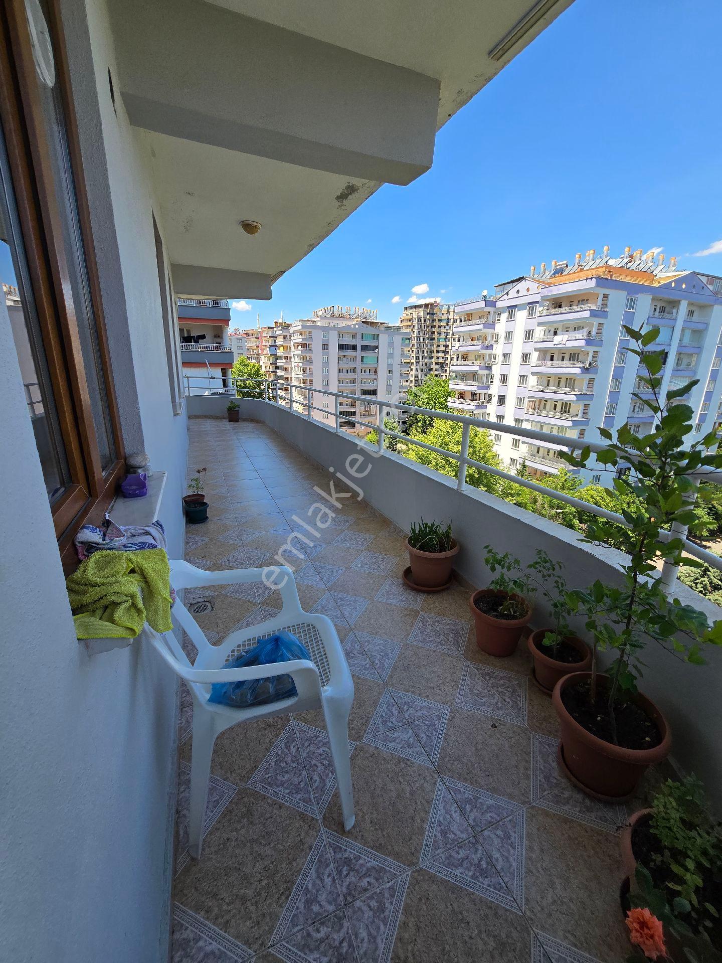 Kayapınar ,diclekent Villaları Karşısı 3+1 Orta Kat Daire - Görsel 12