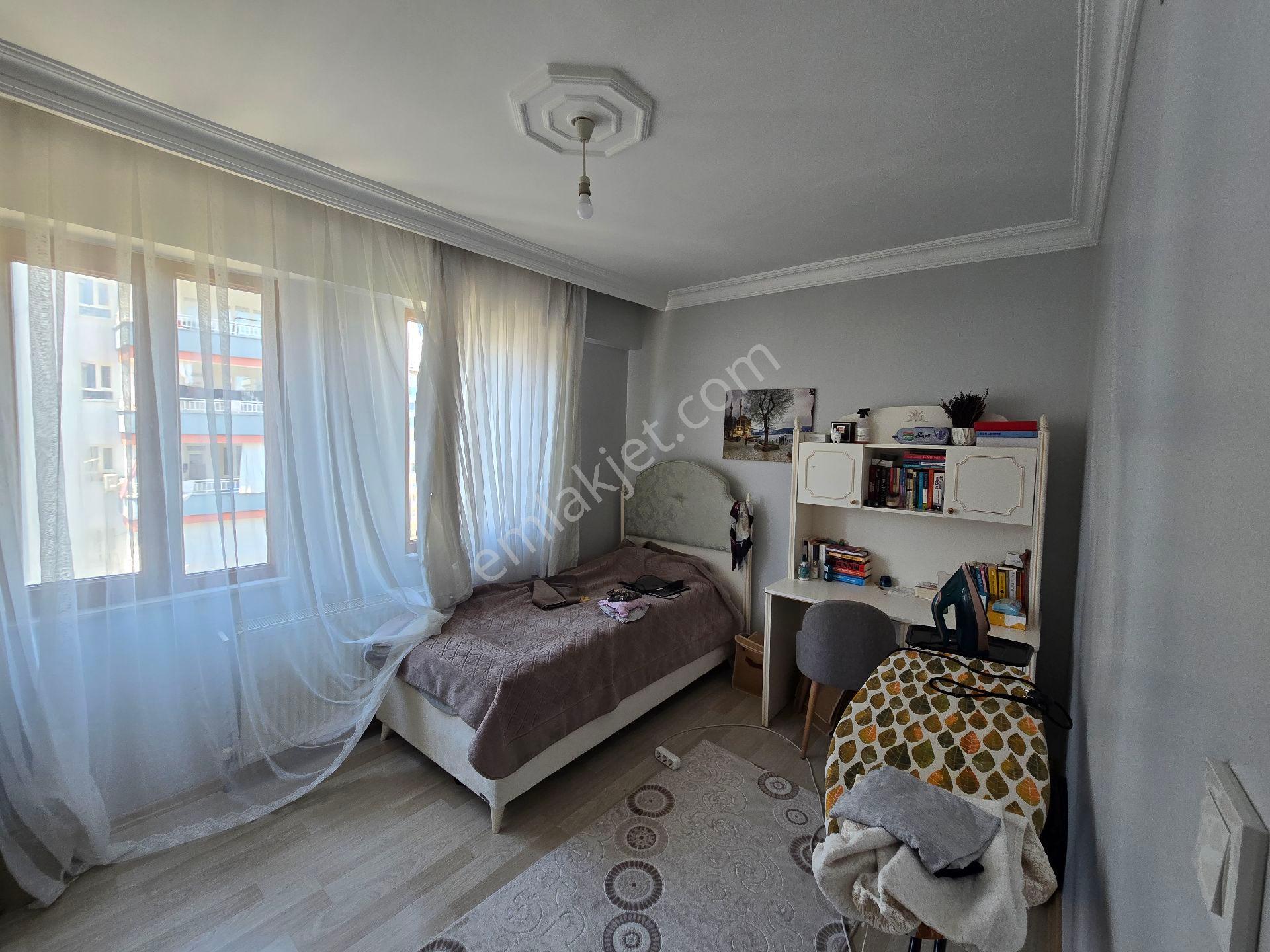 Kayapınar ,diclekent Villaları Karşısı 3+1 Orta Kat Daire - Görsel 23