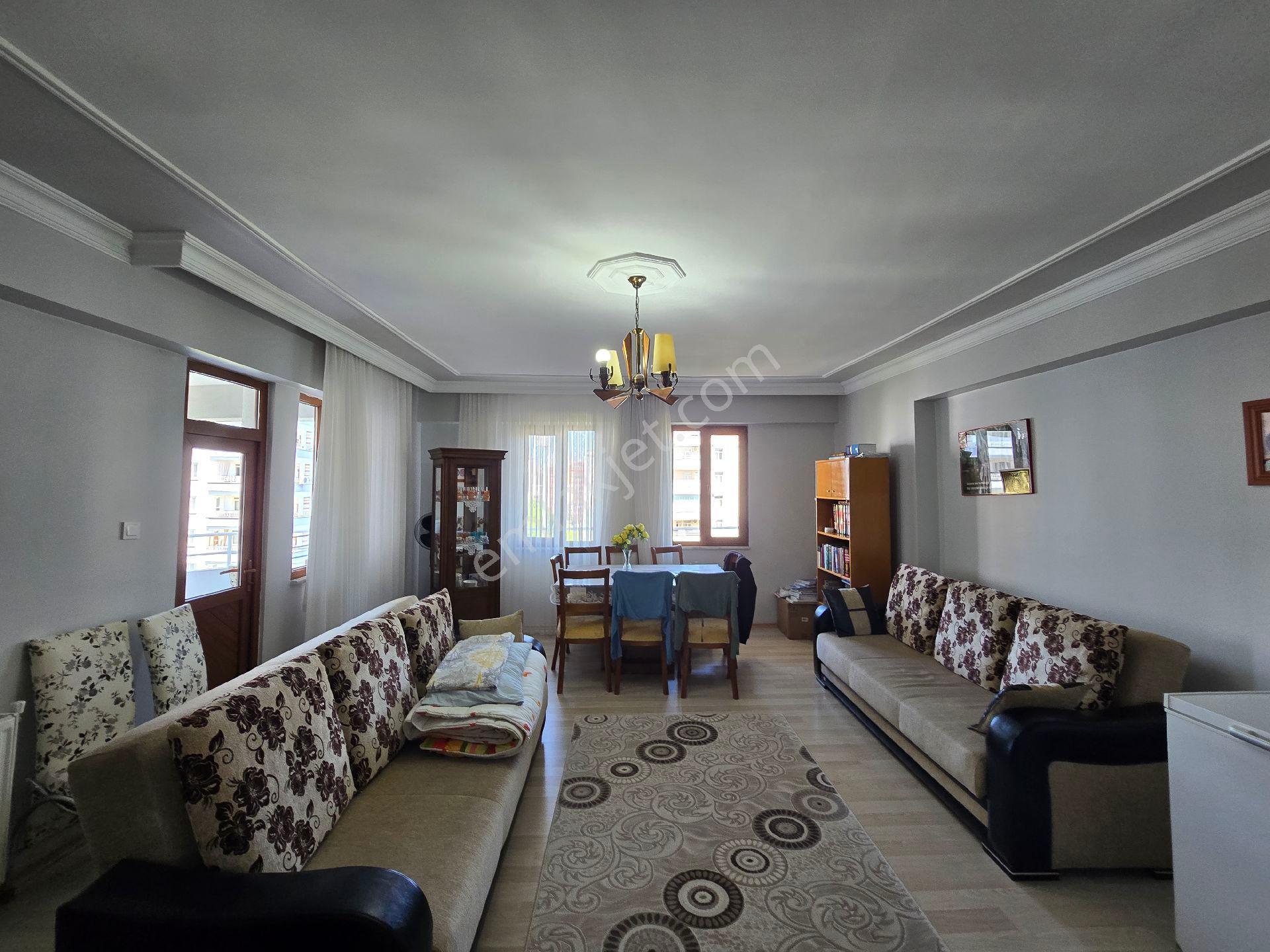 Kayapınar ,diclekent Villaları Karşısı 3+1 Orta Kat Daire - Görsel 15