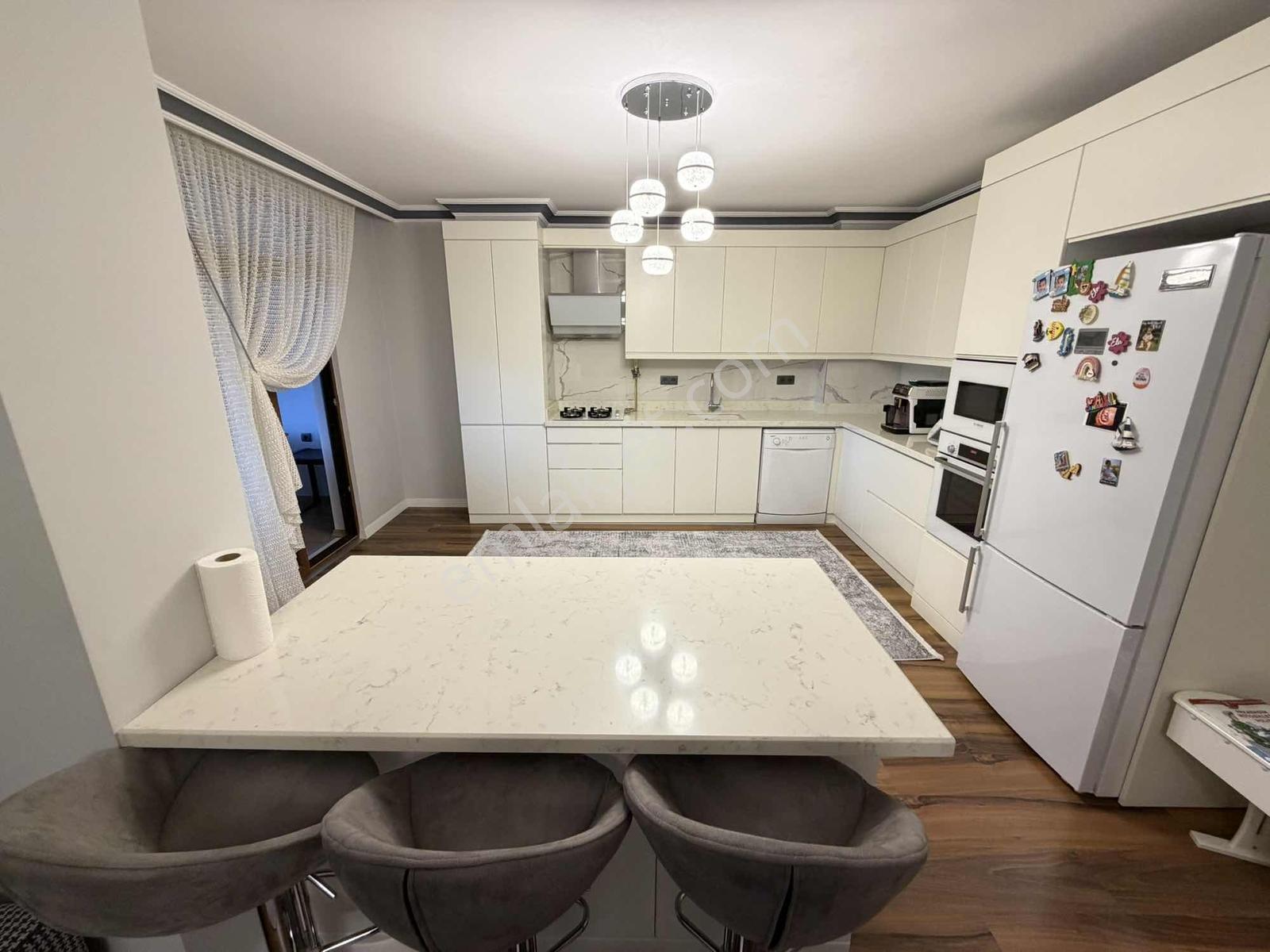 Yıldırım Emlak'tan Gençlik Cad. Satılık 390 M2 Daire - Görsel 14