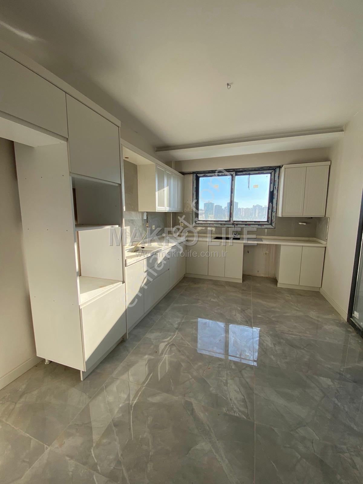 Adli Tıp Yanı 3.5+1 Ultra Lüx Sıfır Daire Acildir