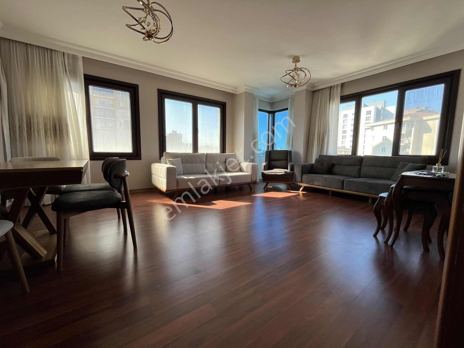 Elalmış Caddes Üzerinde Havuzlu Site İçi Full Eşyalı 2+1 Kiralık - Görsel 13