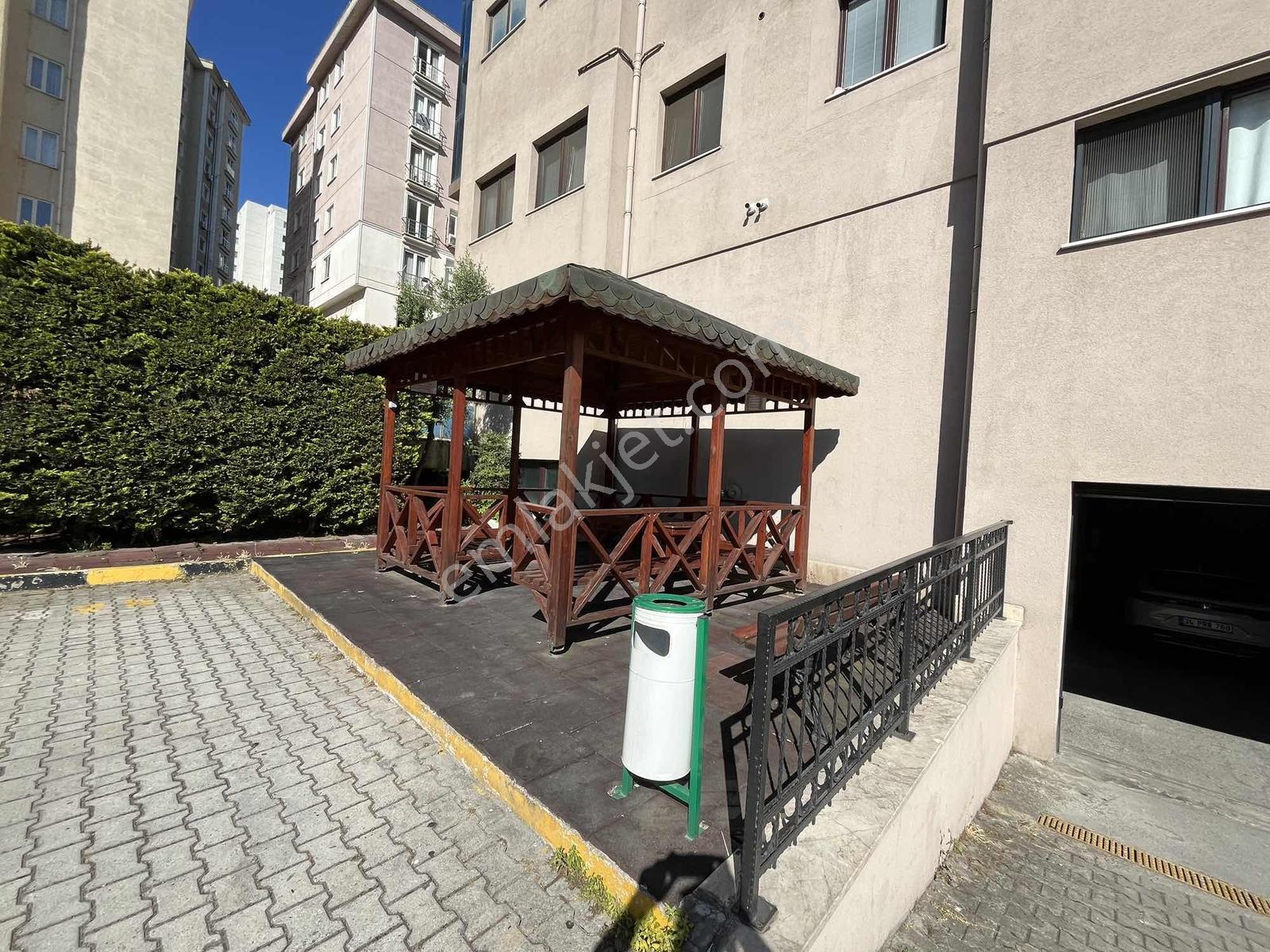 Elalmış Caddes Üzerinde Havuzlu Site İçi Full Eşyalı 2+1 Kiralık - Görsel 10