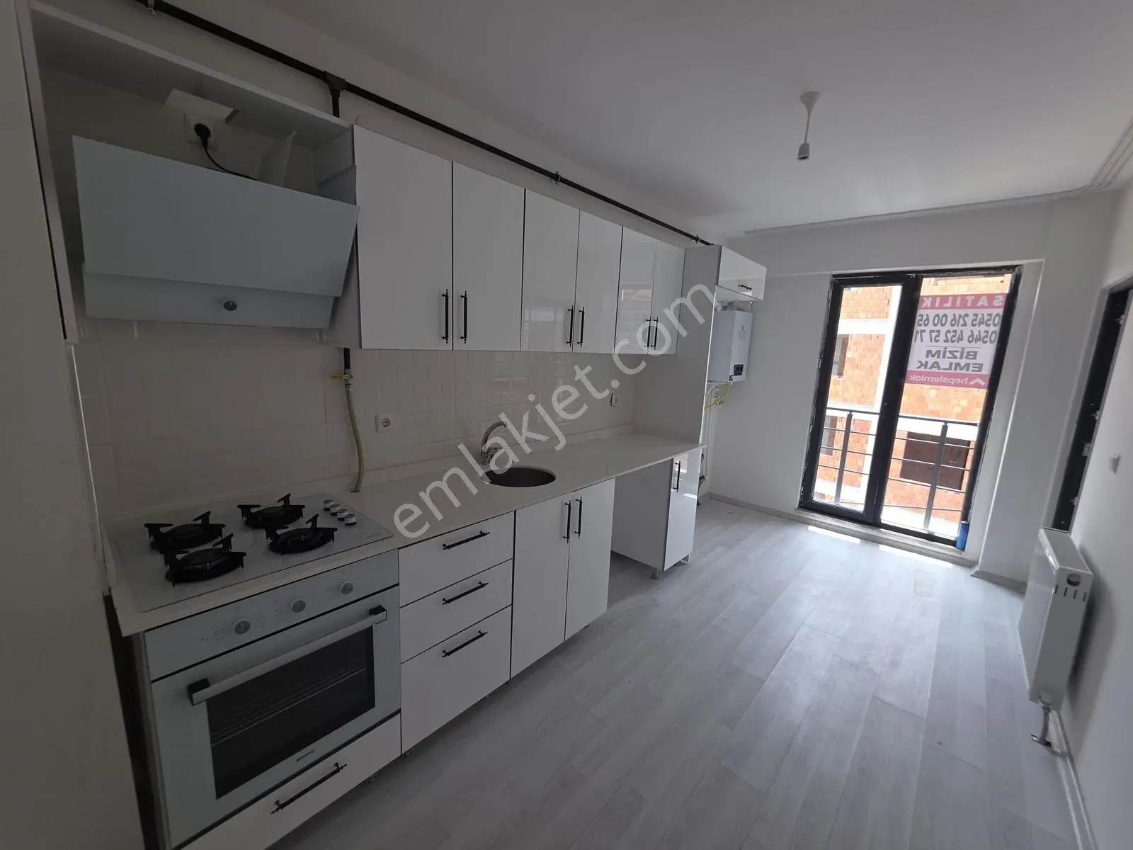 İlk Kullanıma Uygun Ebeveyn Banyolu 2+1 Satılık Daire - Görsel 2