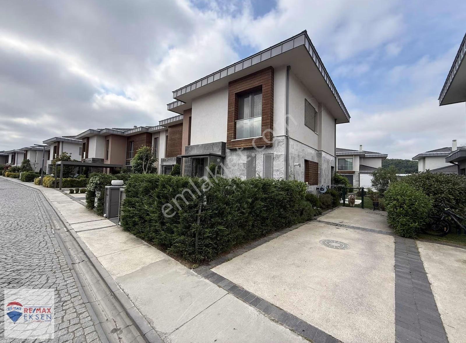 Çekmeköy Ömerli Dekar Kıyıbahçe Projesi 172 M² Satılık Villa - Görsel 9