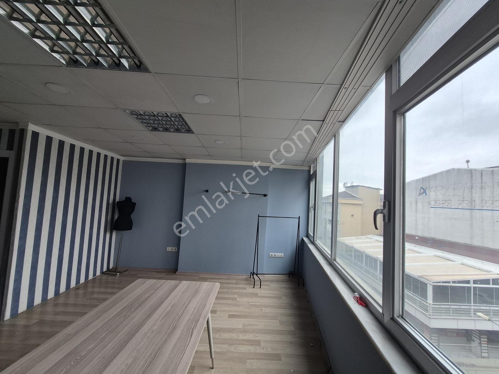 Esenyurt Merkez Mahallesi 1+0 Kiralık Ofis - Görsel 8