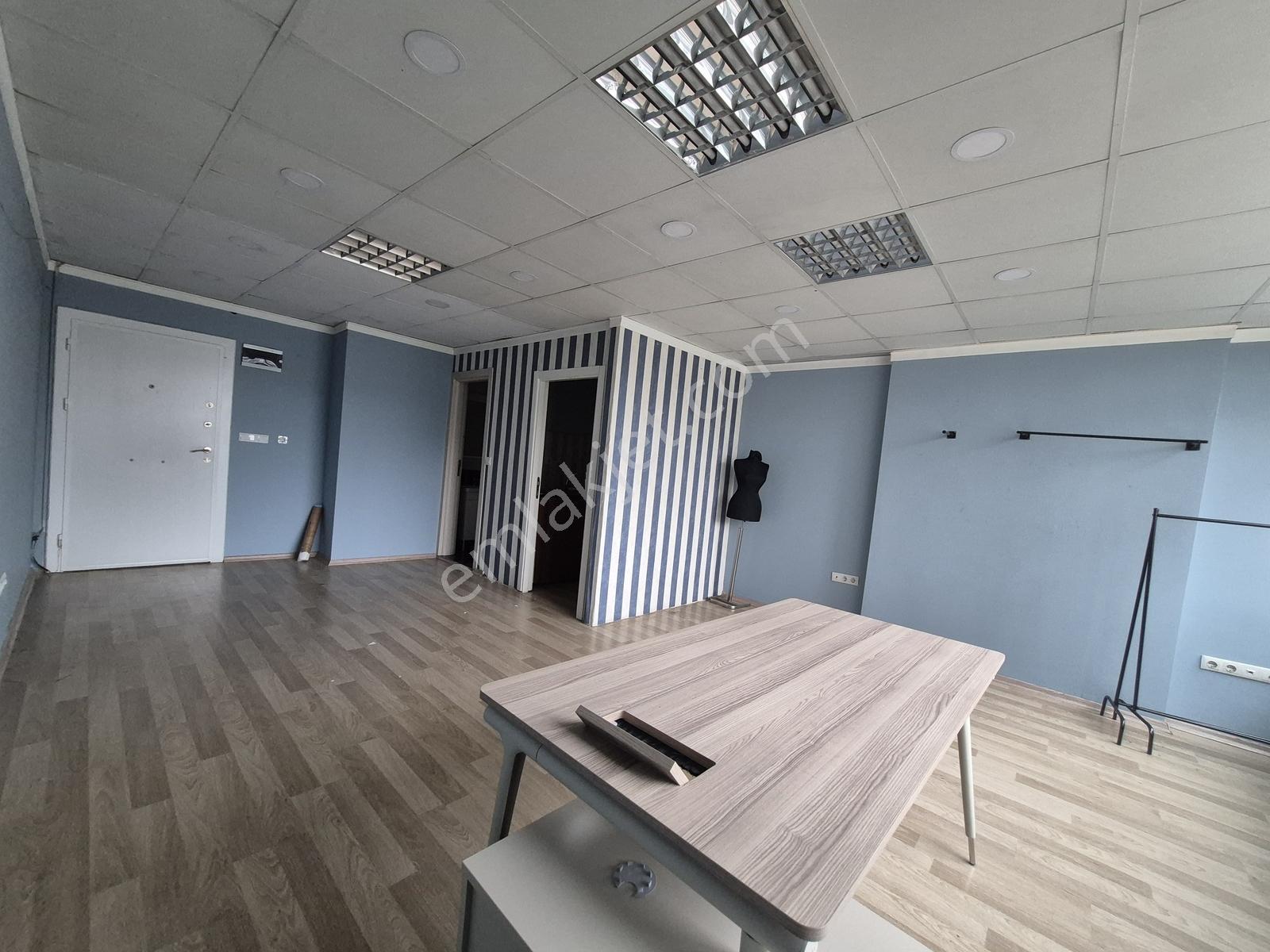 Esenyurt Merkez Mahallesi 1+0 Kiralık Ofis - Görsel 9
