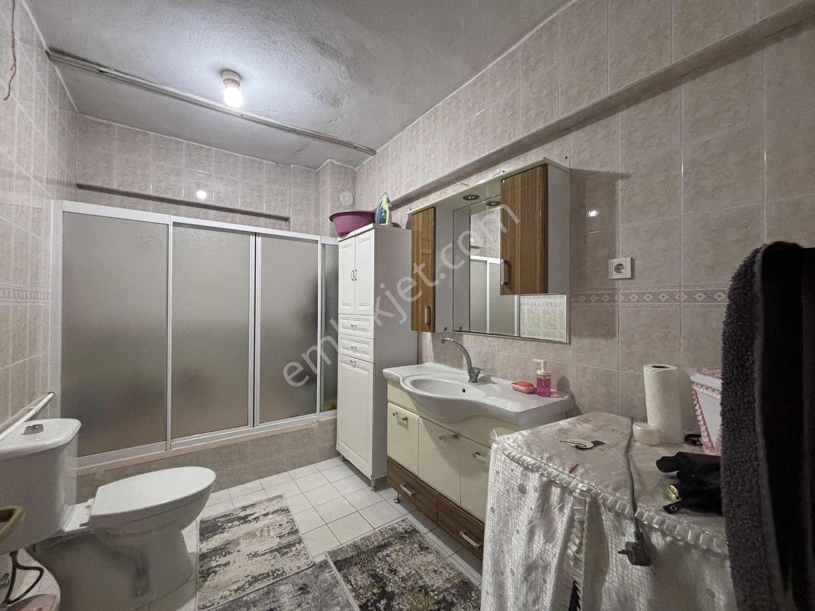 Barut Emlaktan Hicret Cami Yakını Güney E. Banyolu 3+1 Kat Daire - Görsel 19
